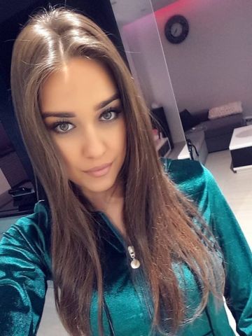 Надя